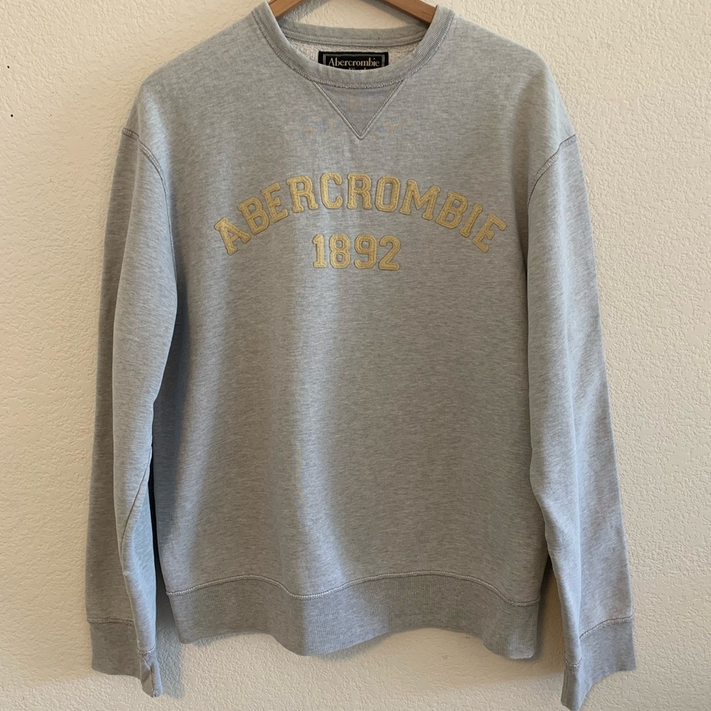Abercrombie & Fitch / gray sweater